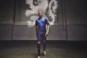 国足门将扑点成比赛最大功臣，国足门将训练