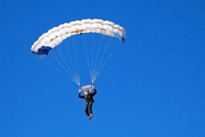 水球防守端希腊铁壁不破，男子水球希腊